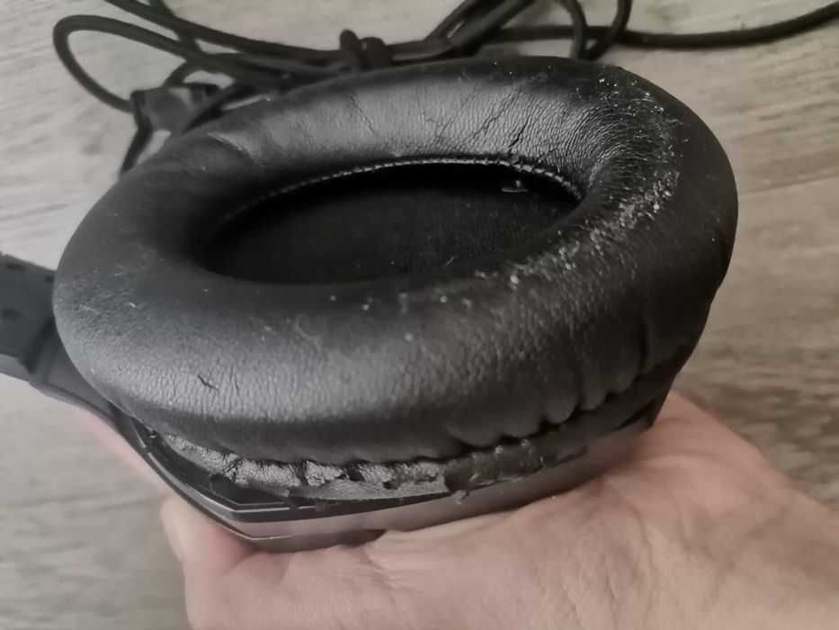 Наушники HyperX с проводом