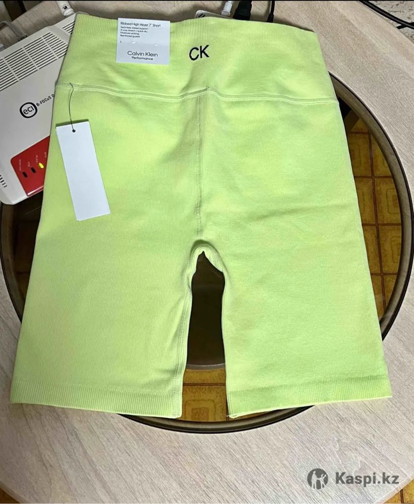 Велосипедки Calvin Klein S размер