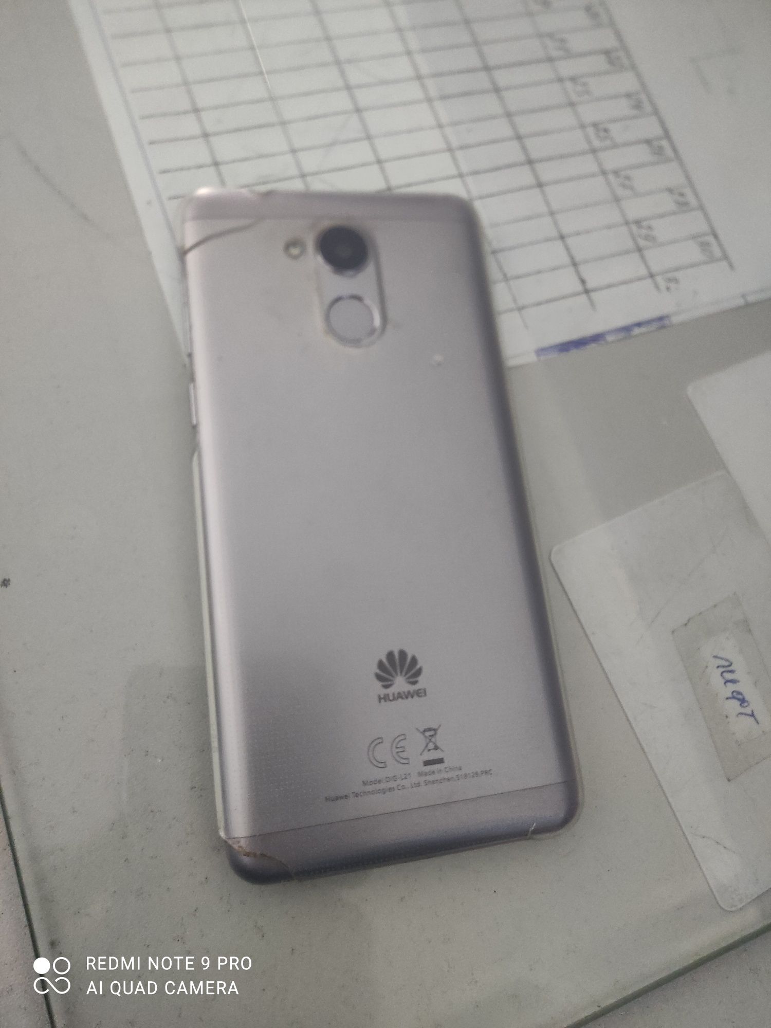 Продам HUAWEI 20000тг