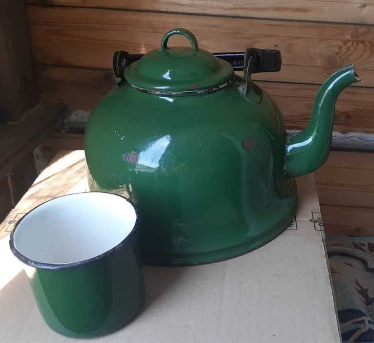 Чайник + кружка эмалированные СССР