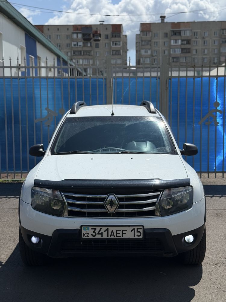 Продам рено дастер