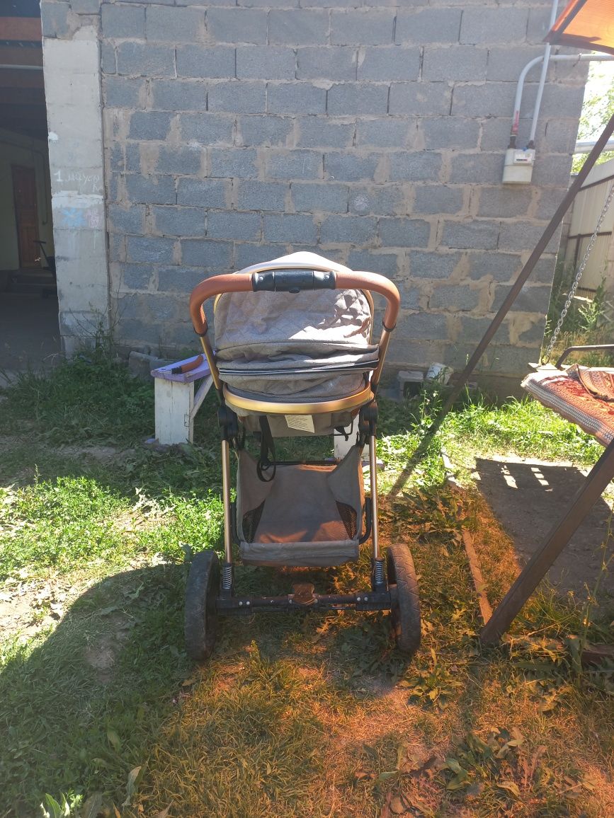 Продам коляску от Tektum