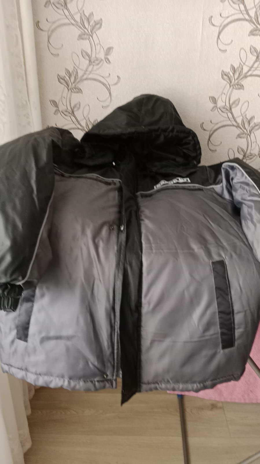 Продам зимние спец одежду зимнию размер 48-50