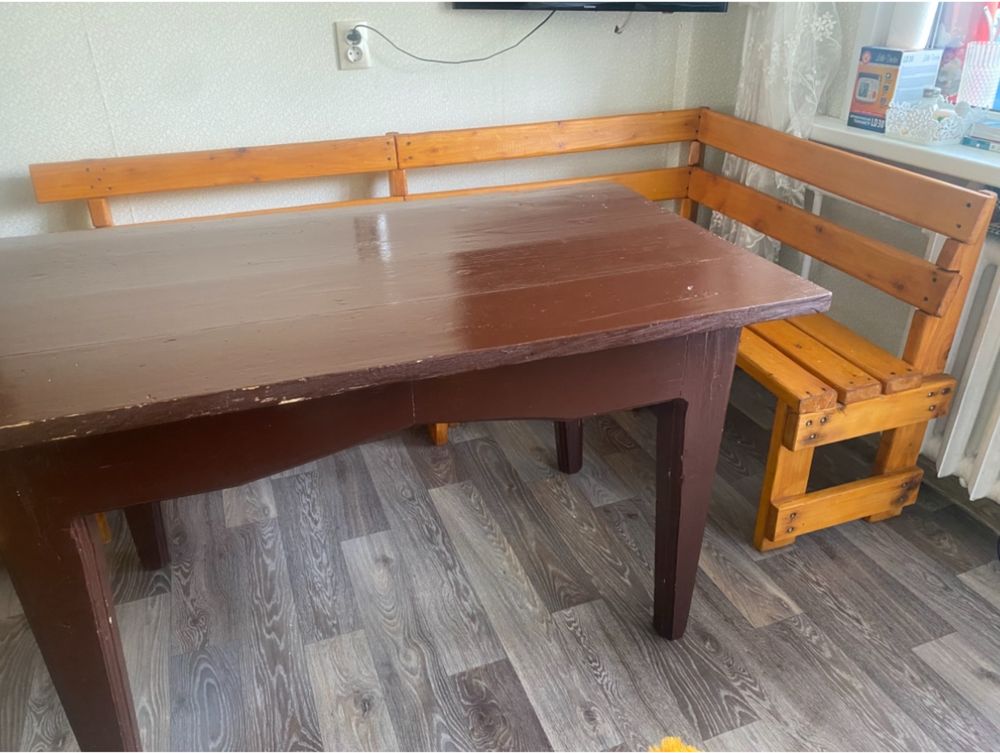 Продам стол с лавкой