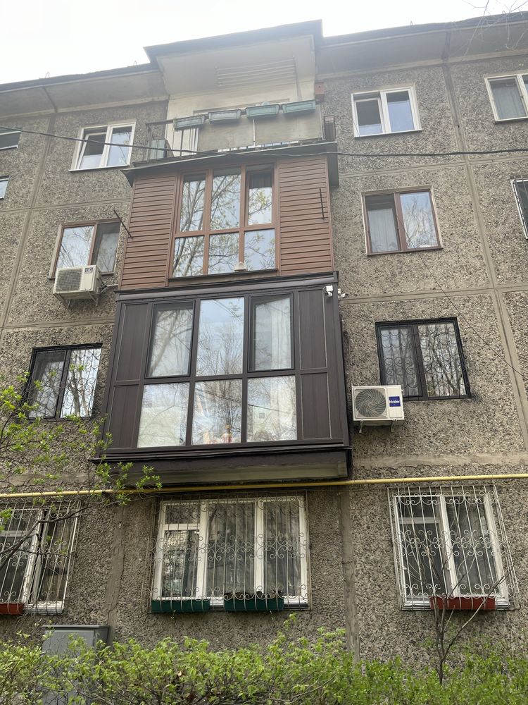 Ремонт, утепление балкона. Изготовление и установка пластиковых окон