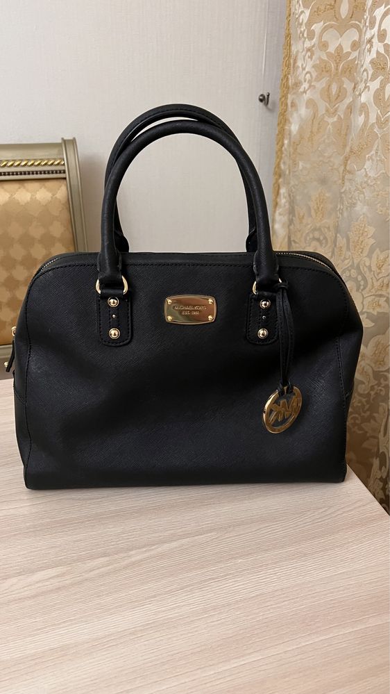 Сумки и кошелки Michael Kors, Baldinini, Domani, Prada от 5000тг