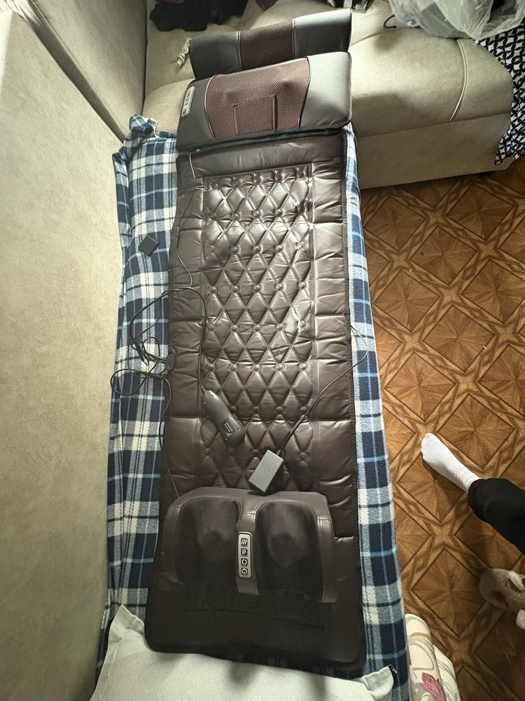 Продам массажер,для всего тела.