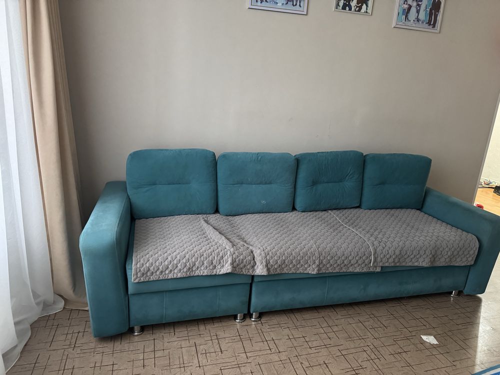 Продам диван в хорошем состоянии