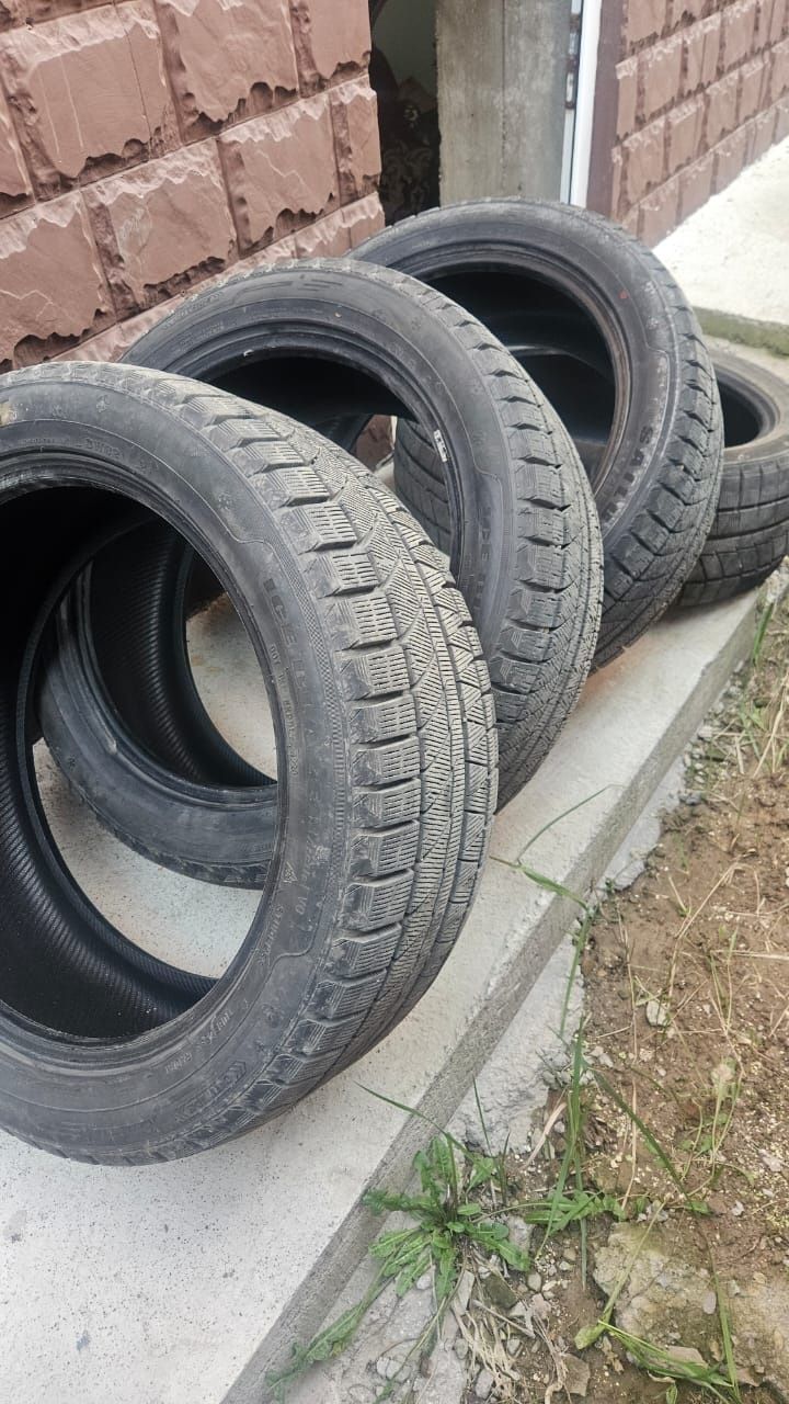 Зимние Шины 255/45 R20