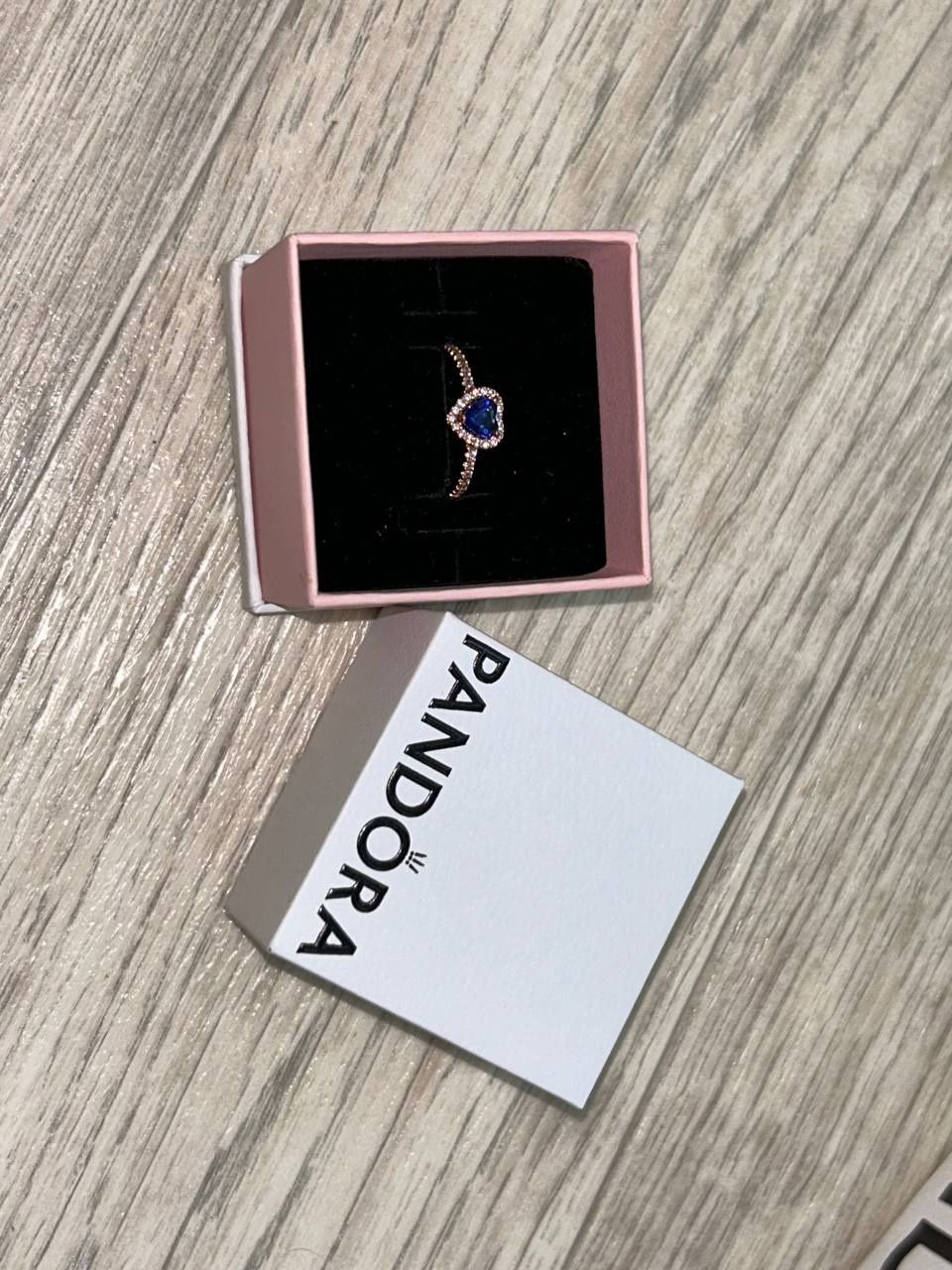 кольца pandora синее сердце