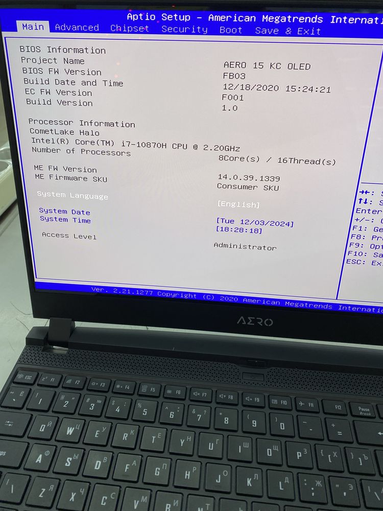 Продам Игровой ноутбук Gigabyte AERO 15 OLED KC-8ES5130SP