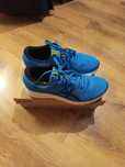 Кроссовки asics. Лёгкие. Удобные.