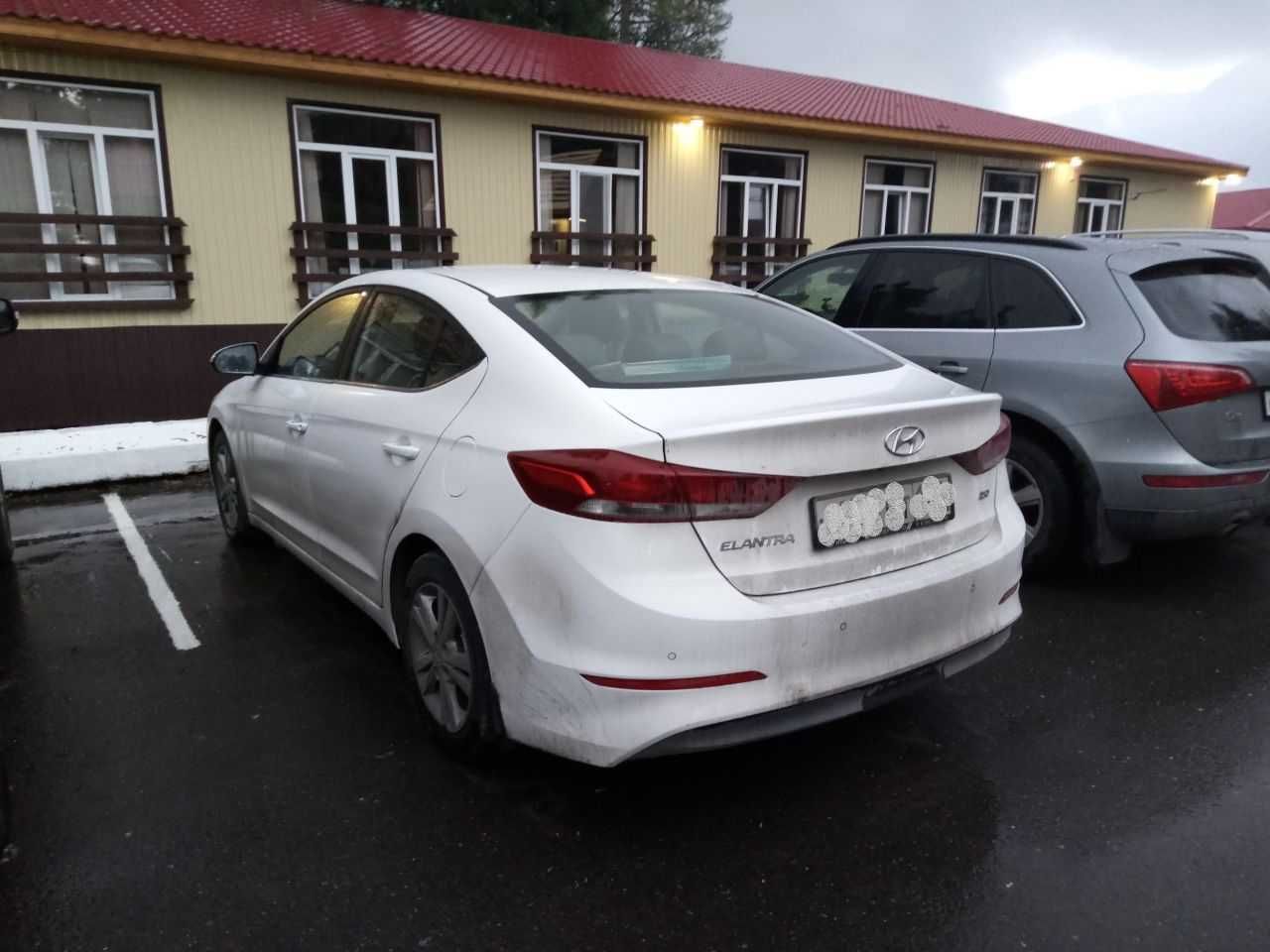Крыло заднее левое правое на Елантра 17- / Elantra 17-