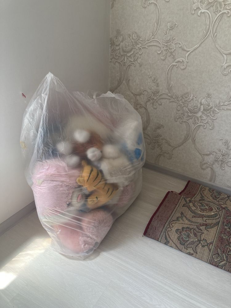 мякгая игрушка в отличном состояние