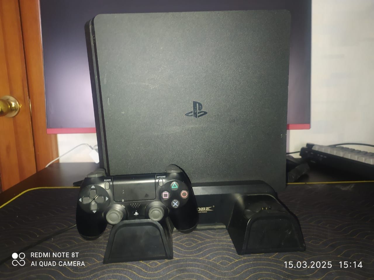 Сони плейстешен SONI PS 4