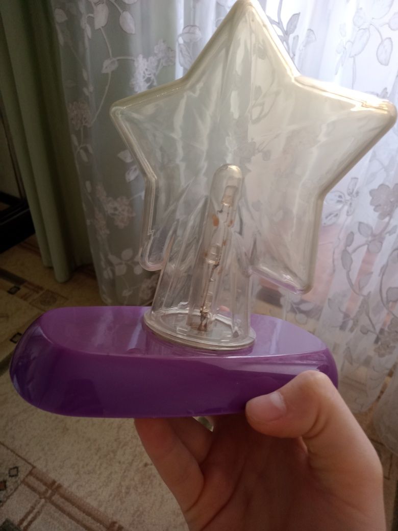 Продаю светильник