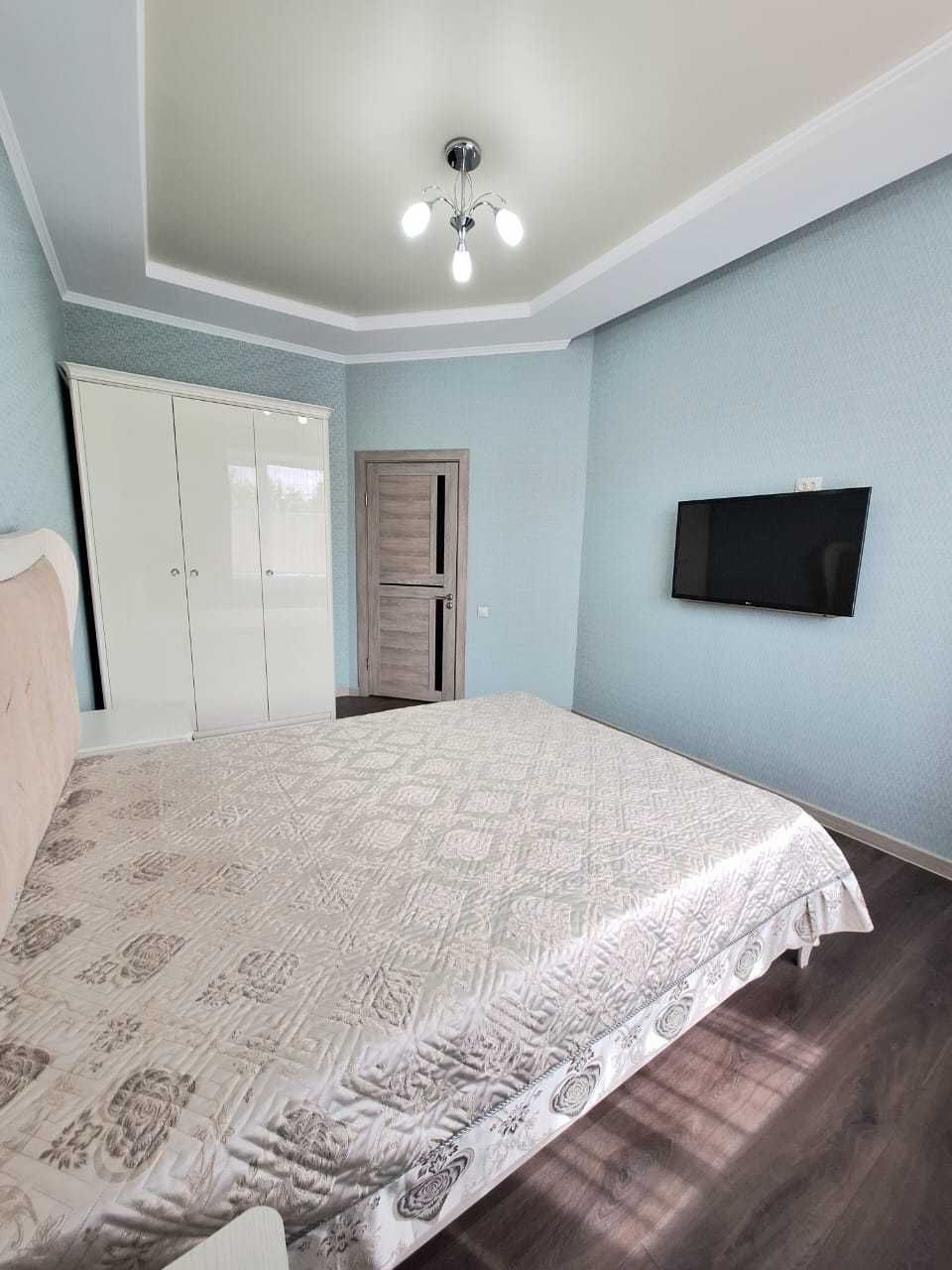 Продаётся 3 комн. квартира, район памятника Маншук Маметовой