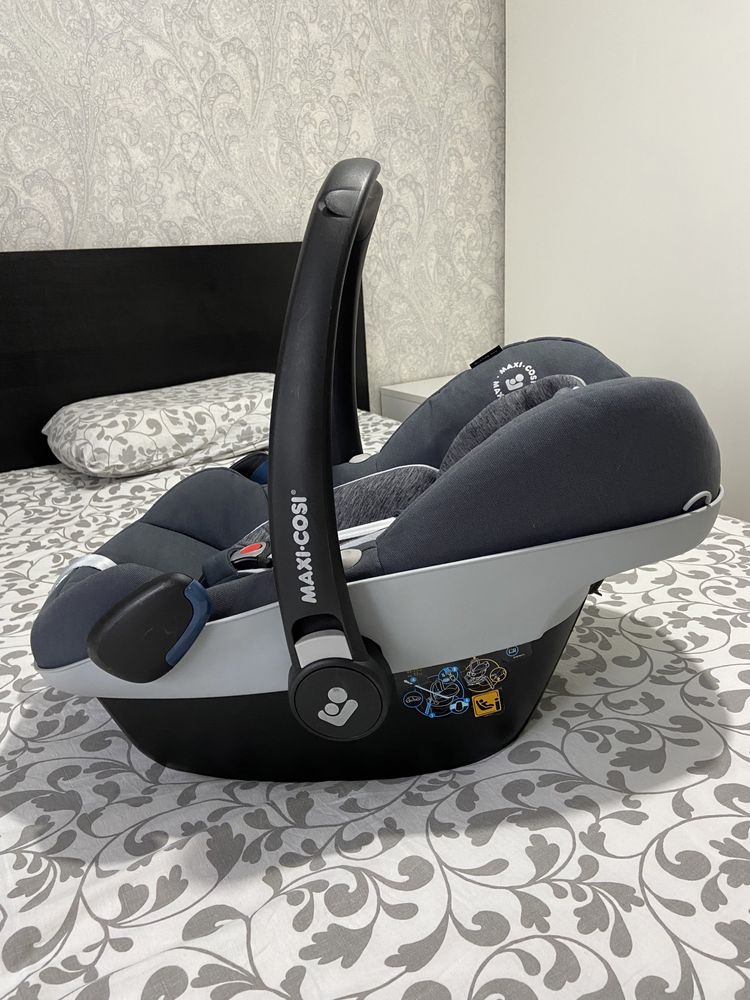 Автокресло maxi-cosi