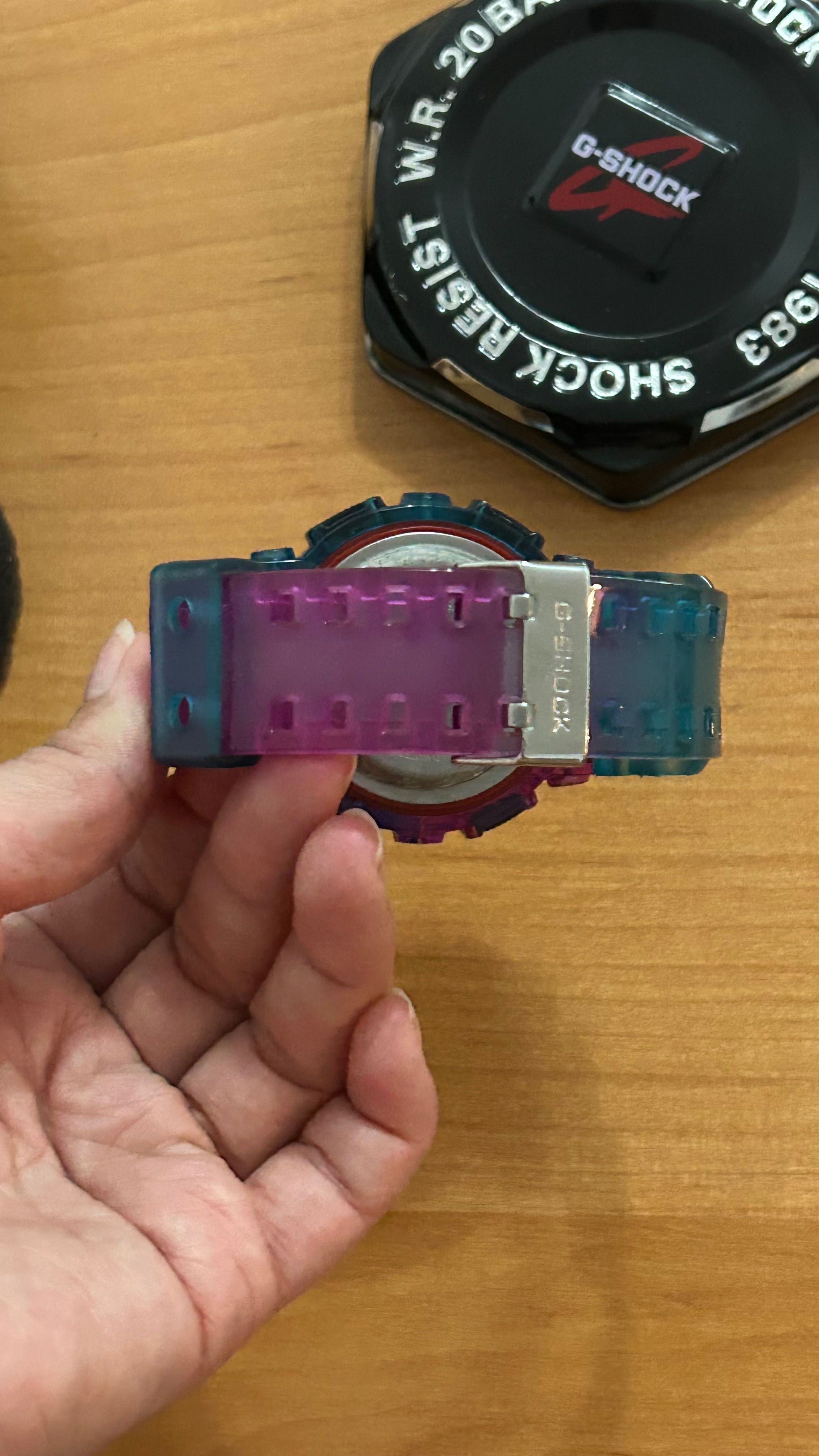 Продам часы G-shock