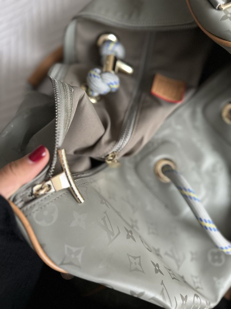 Сумка Louis Vuitton