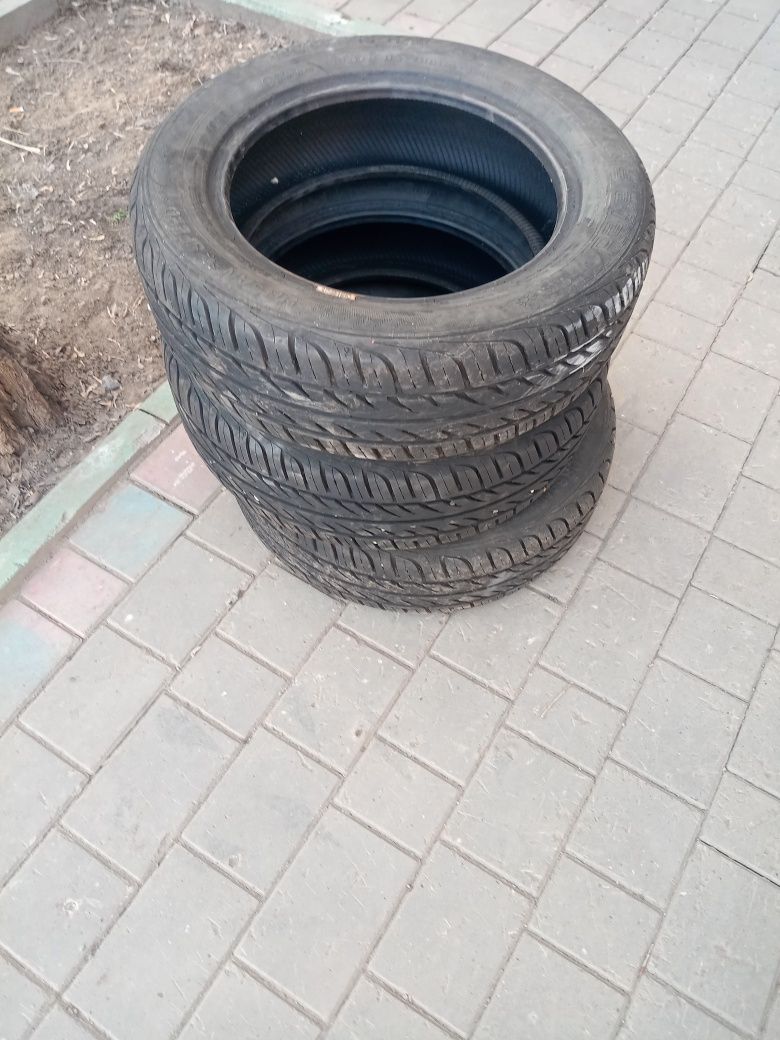 Продам летние шины qislaved