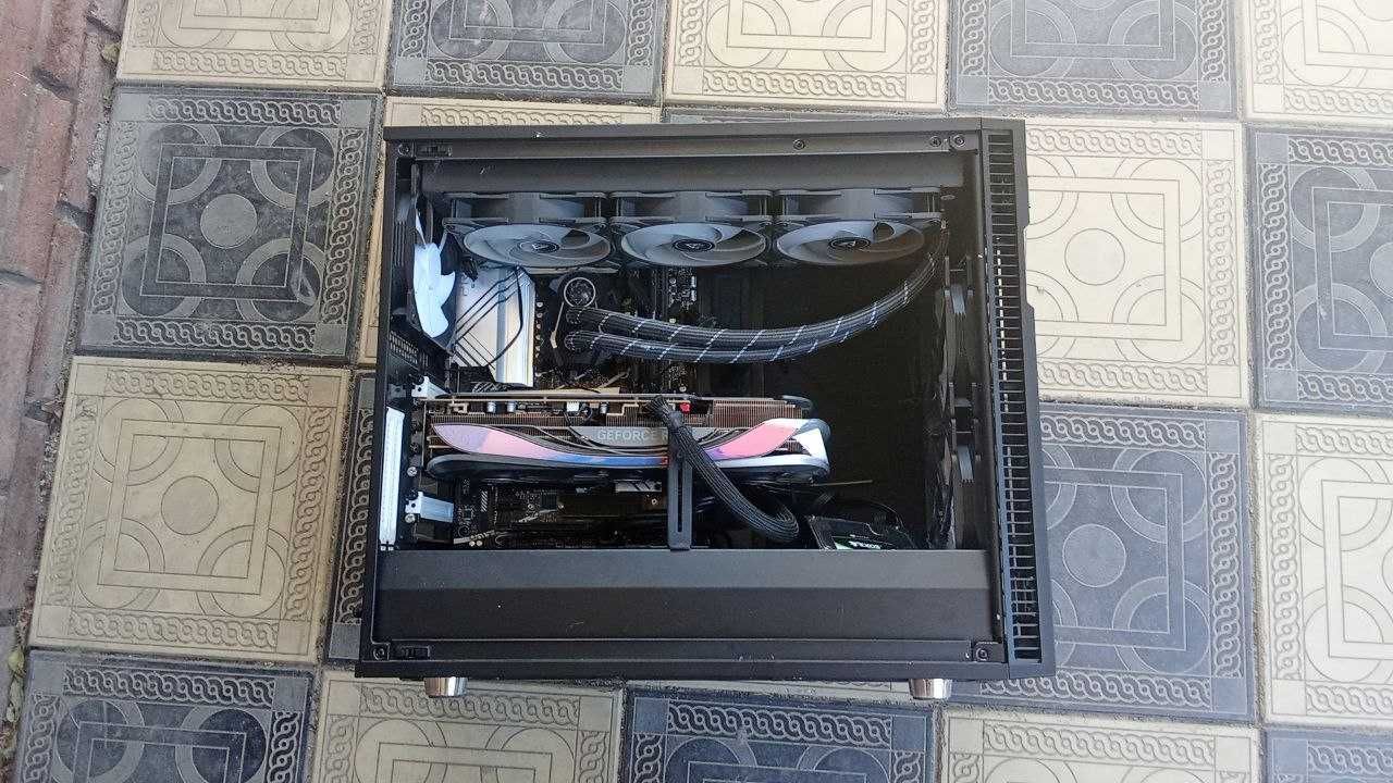 Продам мощный ПК для игр, стримов и нейросетей (i9-13900K, RTX 4090)