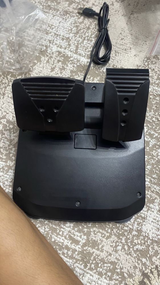 Продается игровой руль