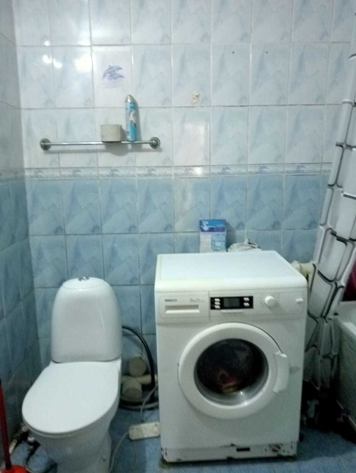 В р-не Омеги продается 2 дома на одном участке