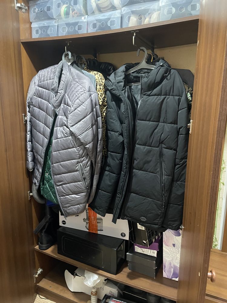 Продам шкаф в прихожую