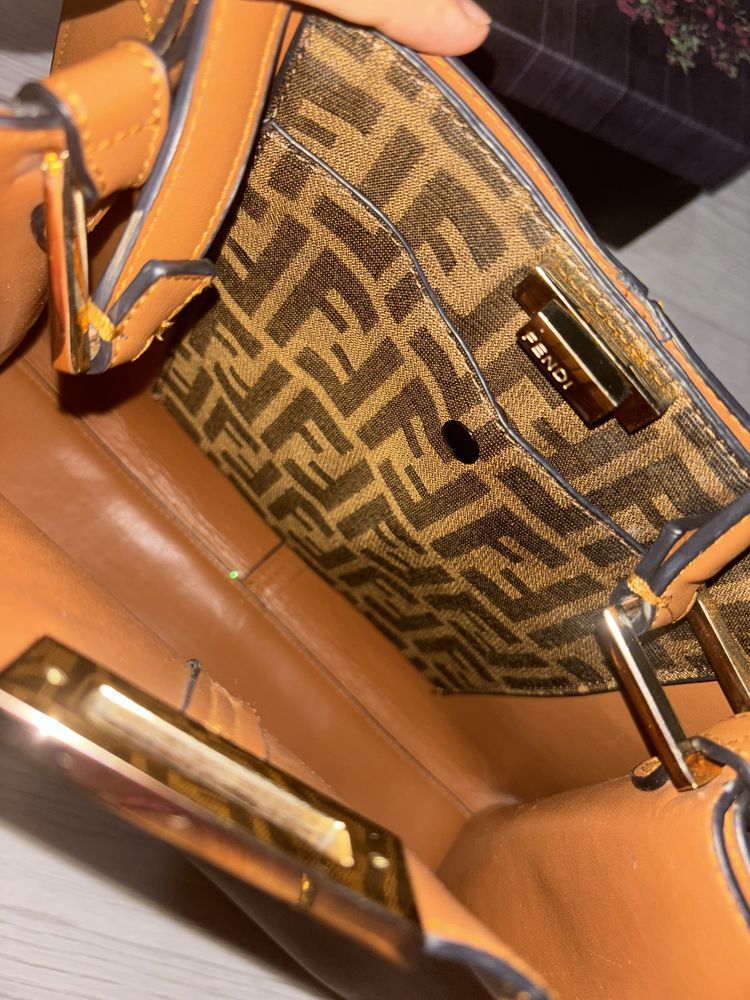 Сумка Fendi  большой удобный