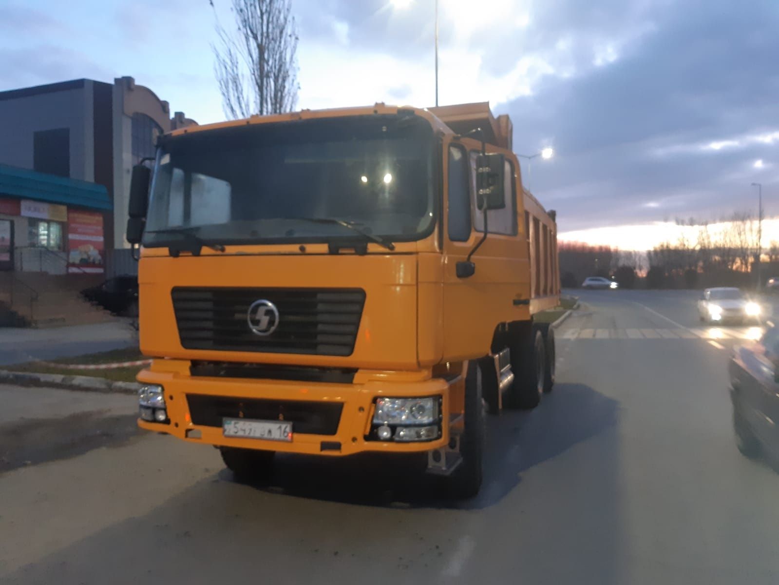 Продам Шансиман F2000, 2020 г.в. в хорошем состоянии.