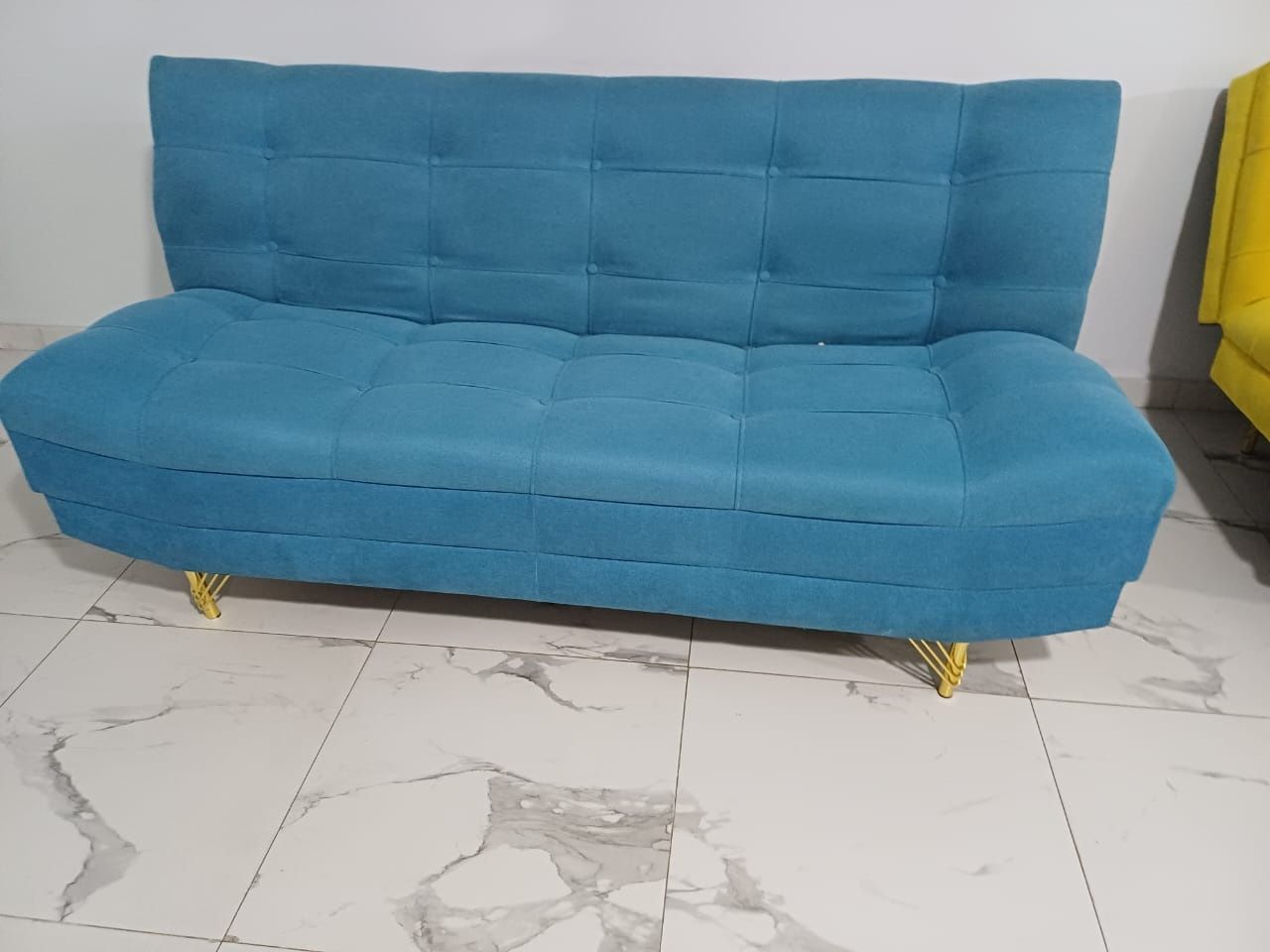 Срочно продам диваны в кафе