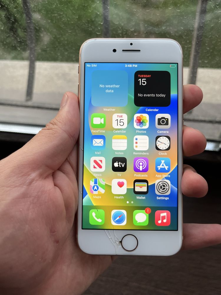 iPhone 8 64 GB gold