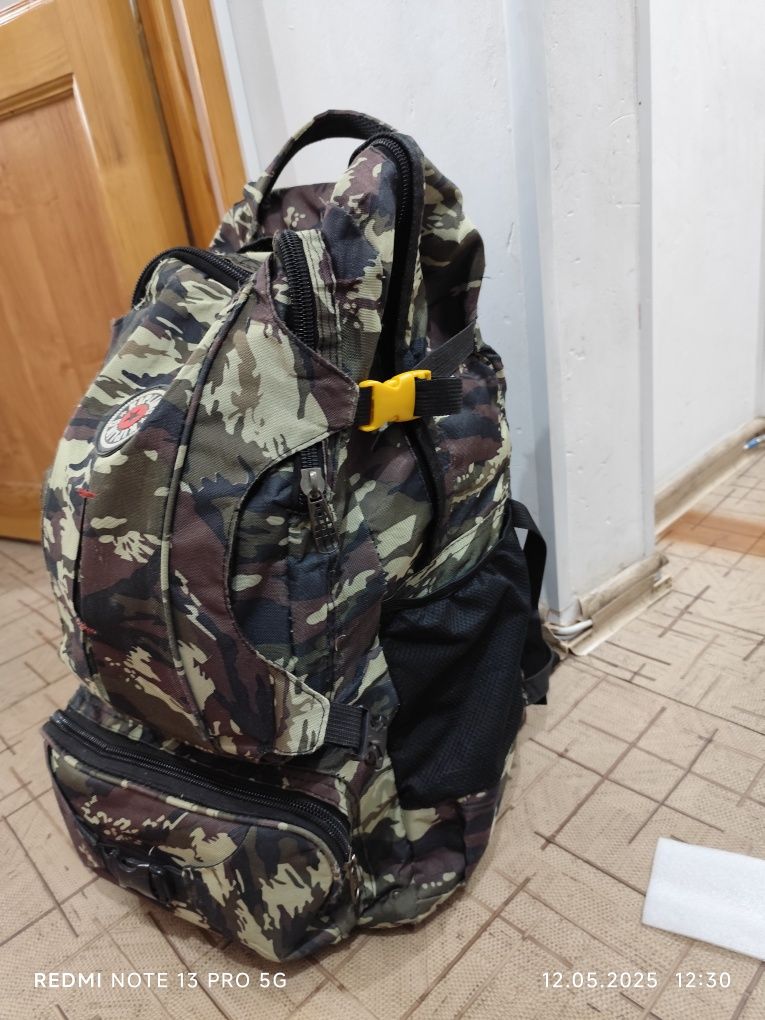 Продам рюкзак и насесстер армейский