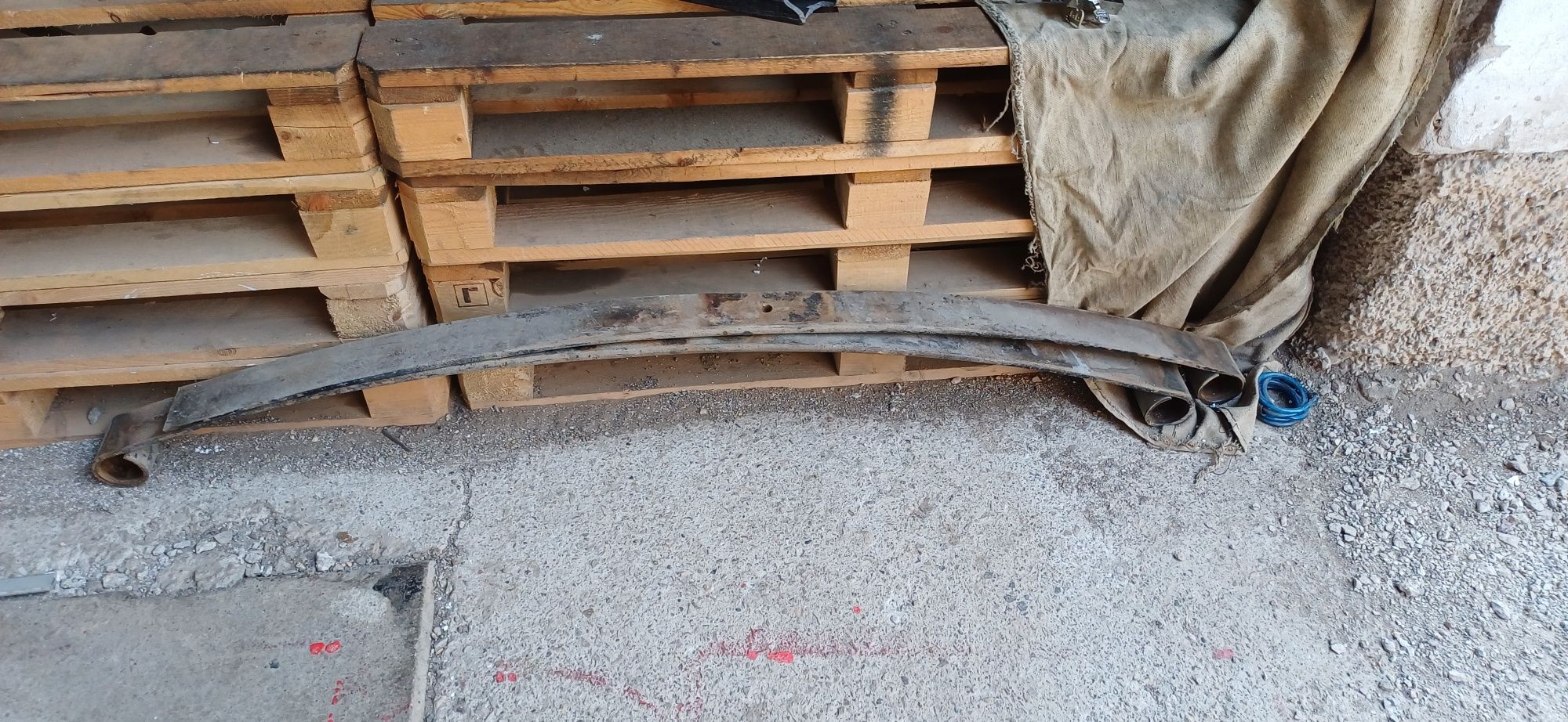 Продам  рессоры на газель