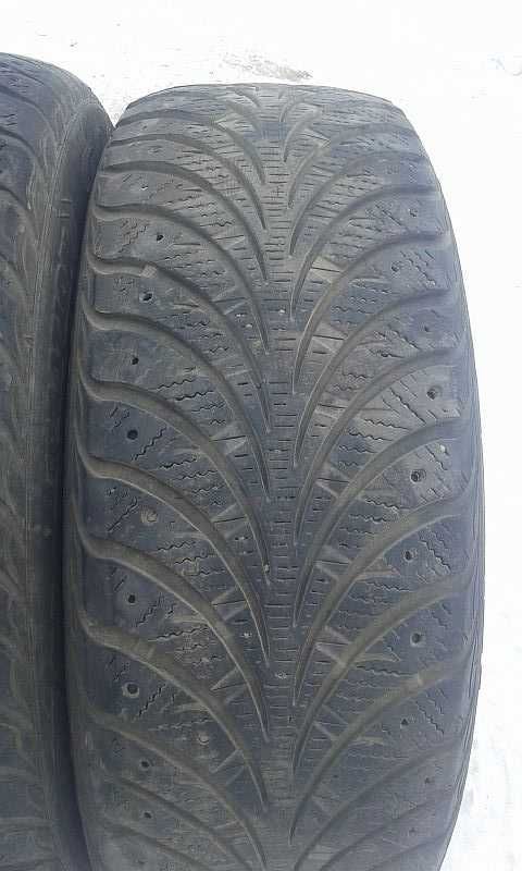 Шины 195/60 R15 - "GoodYear Ultra Grip Extreme" (Польша), зимние.
