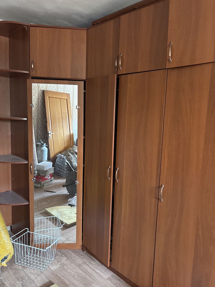 Продам шкаф срочно в хорошем состоянии