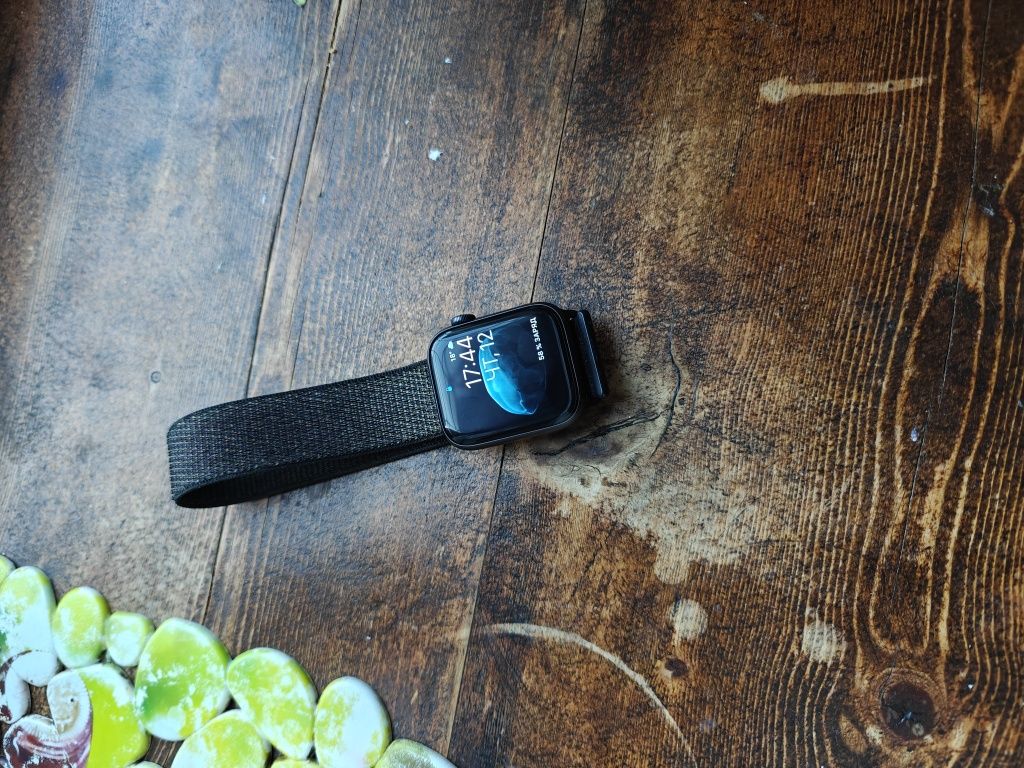 Apple watch 4 44