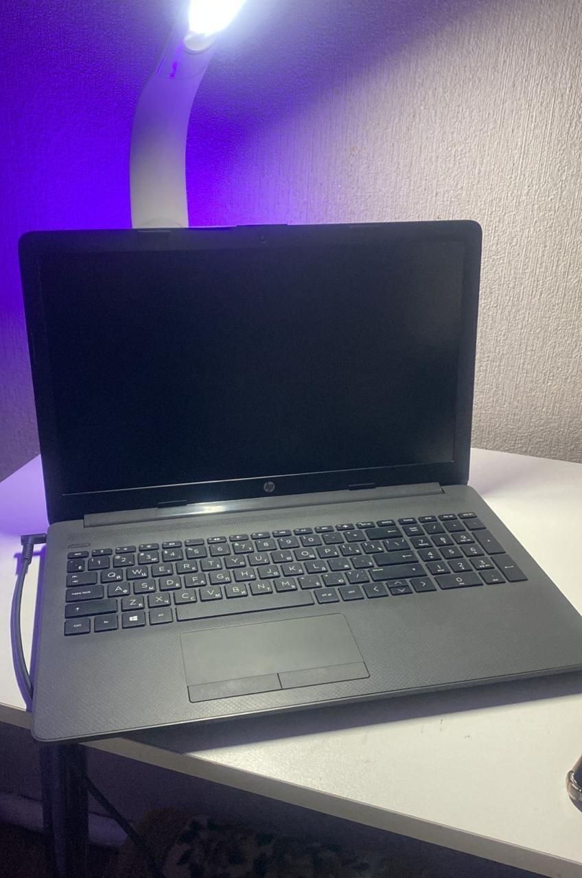 Ноутбук hp, в хорошем качестве