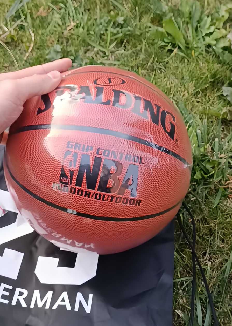 Профессиональный баскетбольный мяч Spalding — оригинал, новая модель