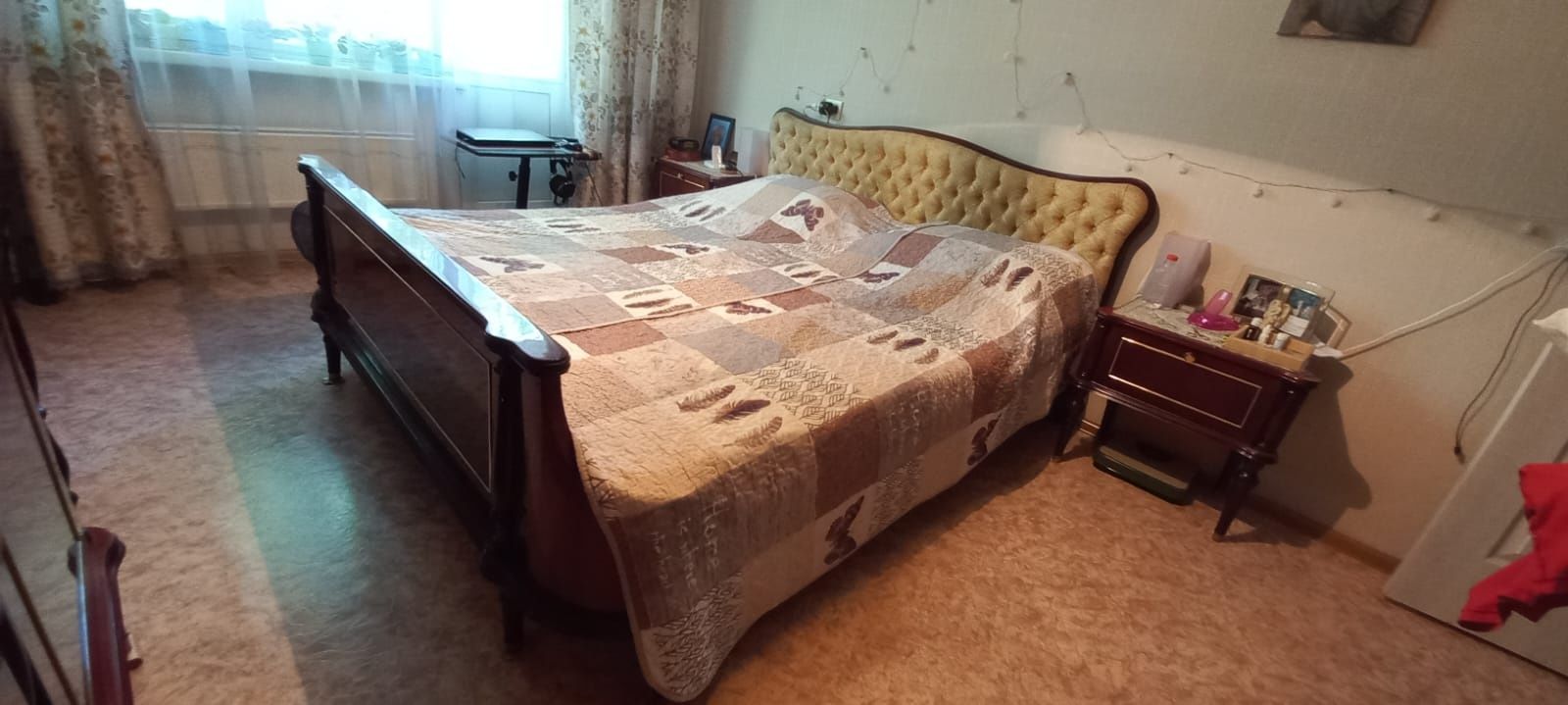 Продам спальный гарнитур
