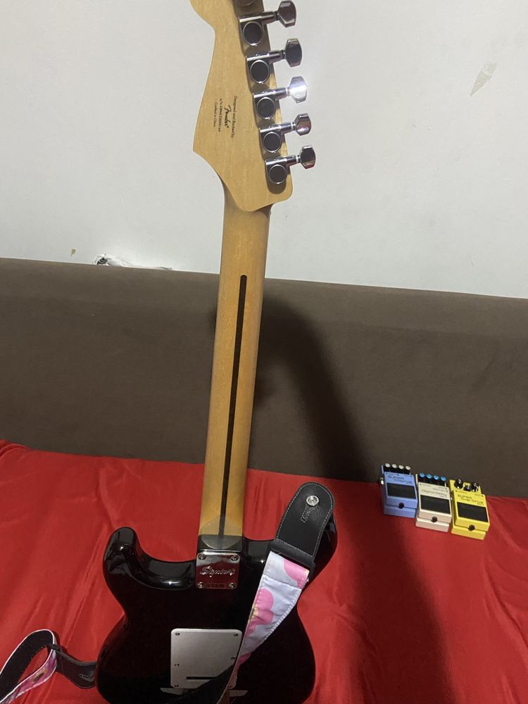 Squire sonic black