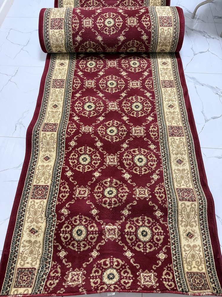 Продам ковры и дорожки