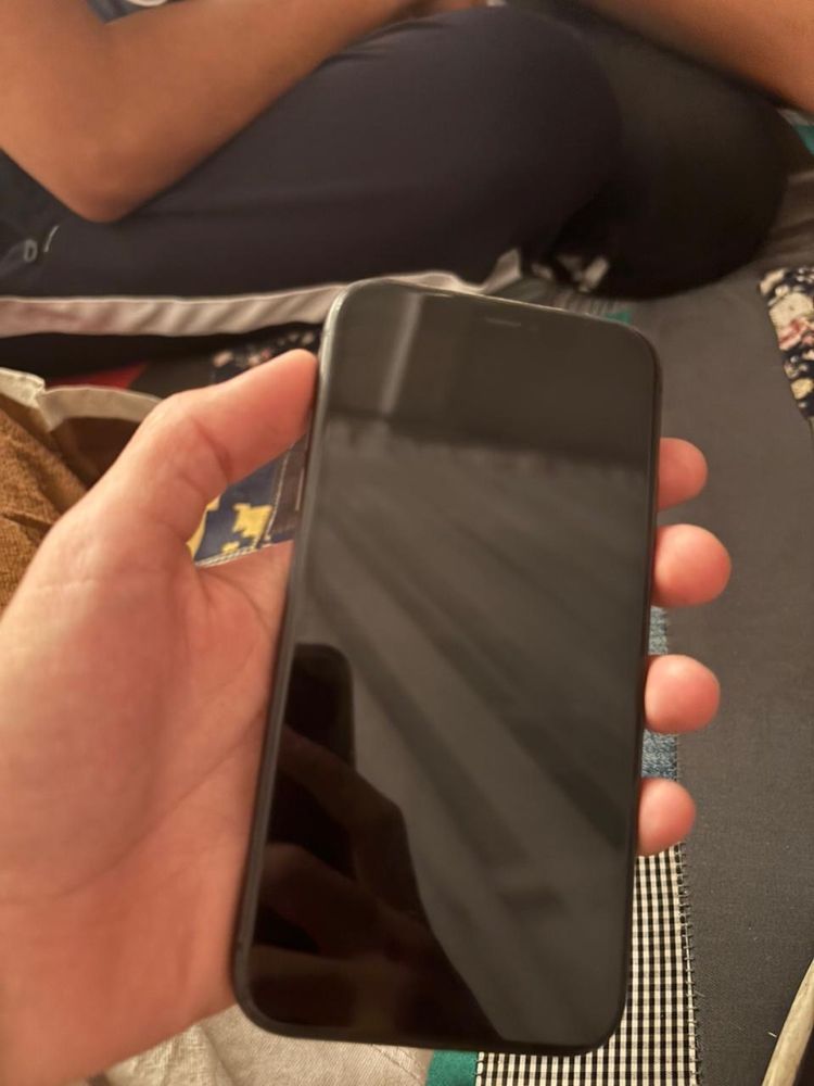 iPhone 11 с коробкай