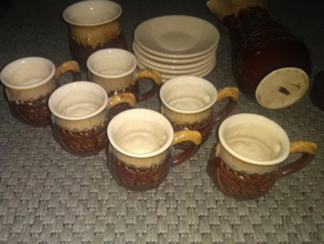 Продам глиняный кофейный сервиз времён СССР