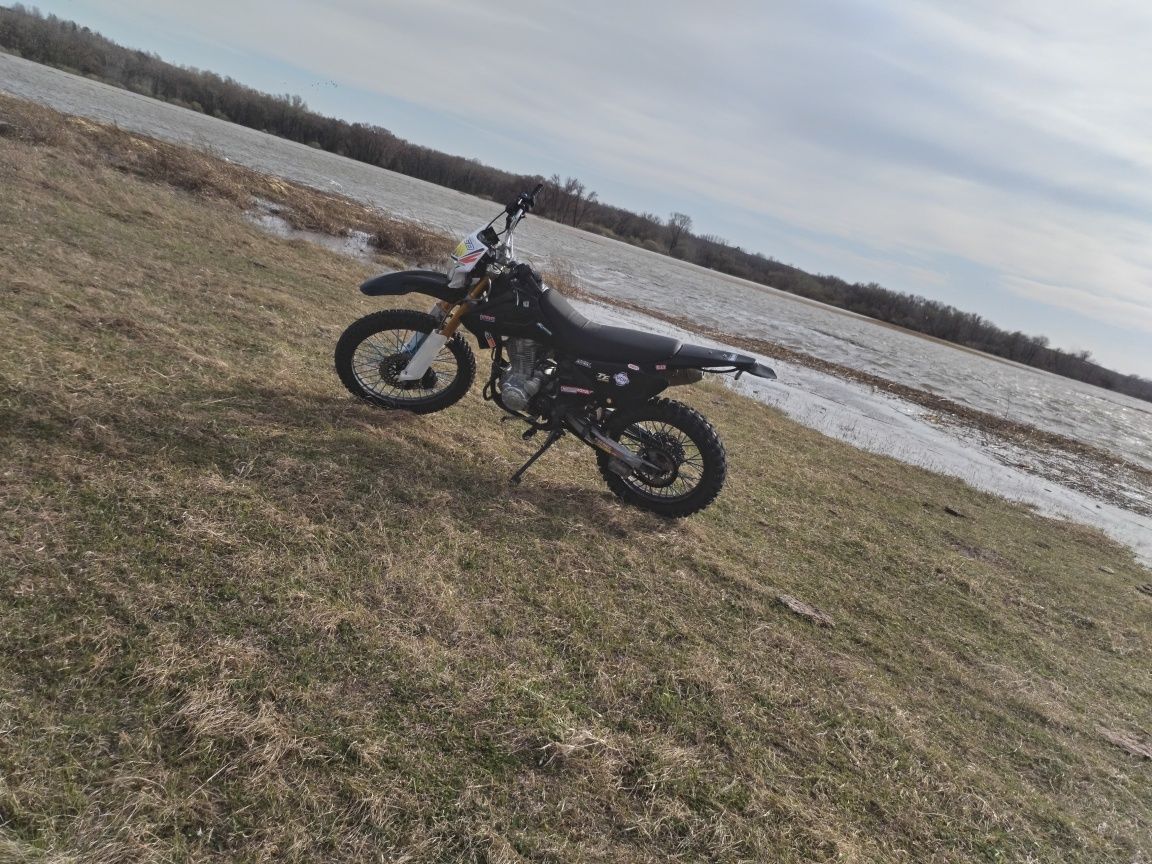 Продам эндура 250кубов