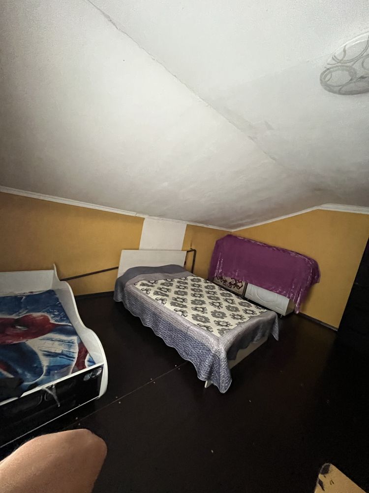Продаётся дом с гаражом и баней