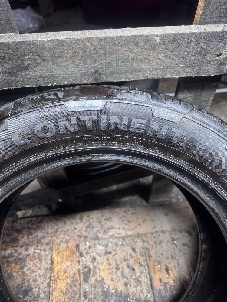 255/50/19 Continental