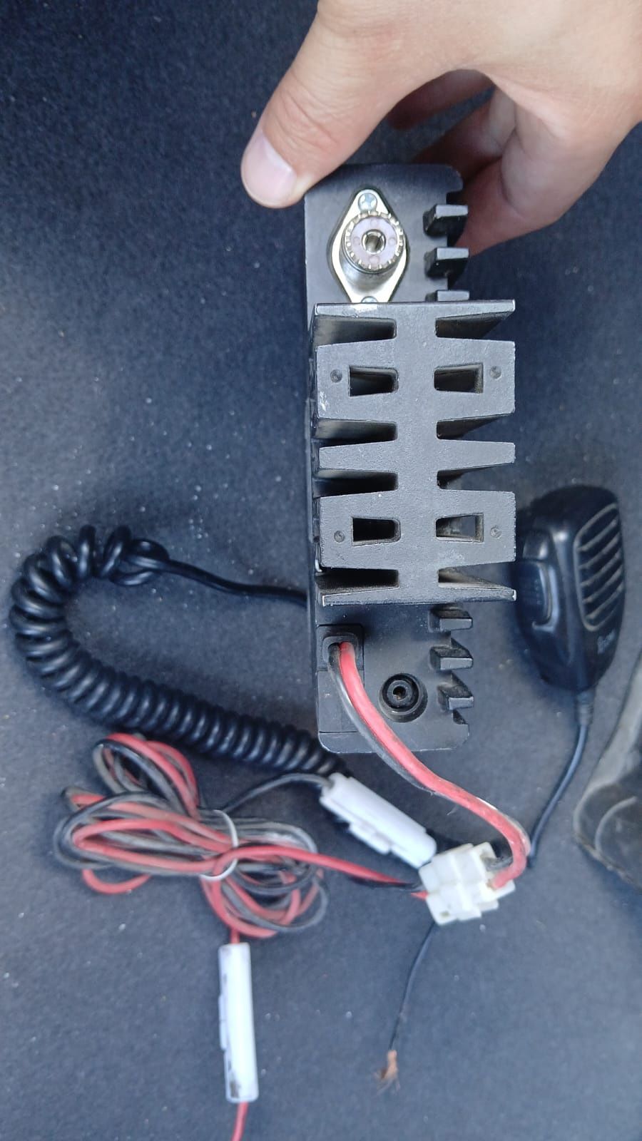 Продам радиостанцию ICOM