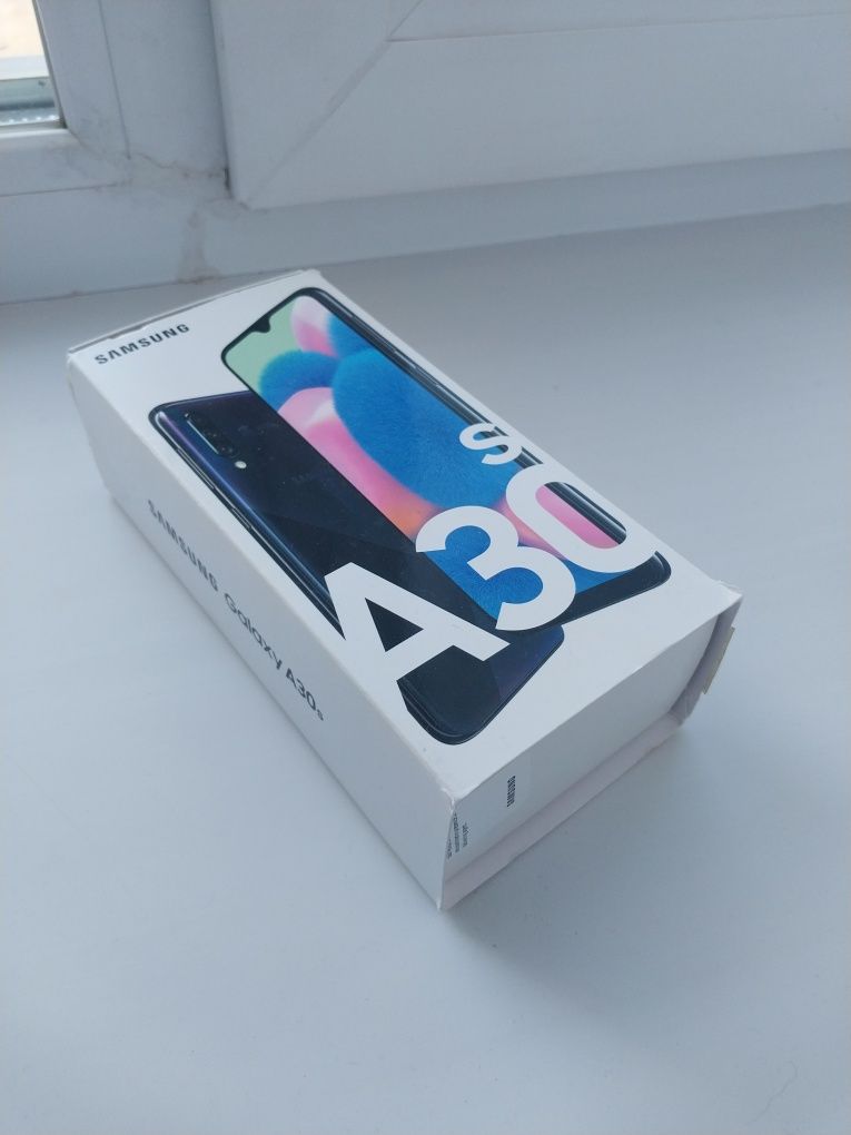 Продаётся телефон Samsung A30s